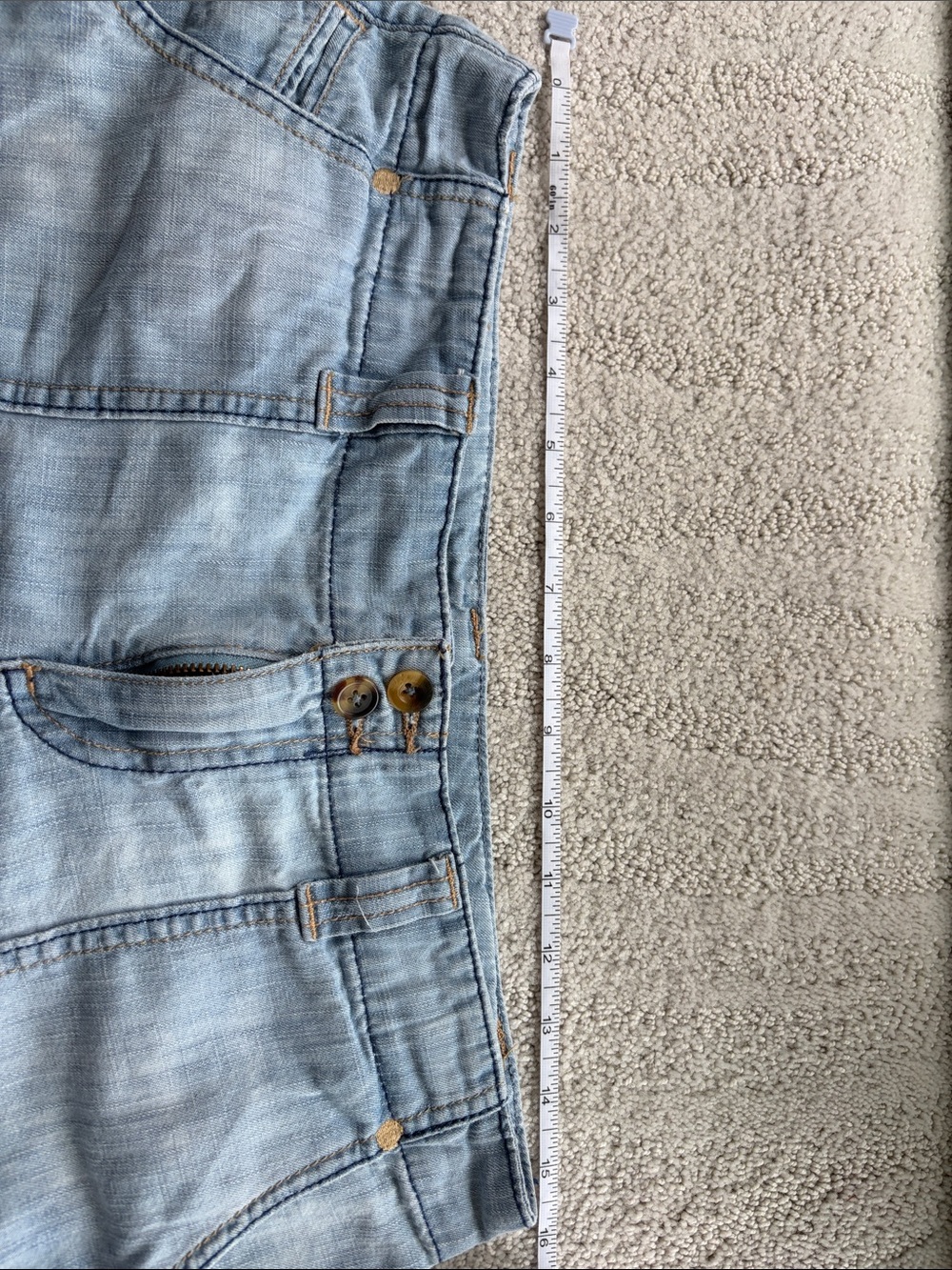 Three short lot-sizes 4 and 6-Vineyard Vines, Carve Designs and Tommy Hilfiger - Picture 7 of 9